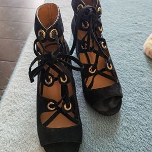 Coach heels size 6.5